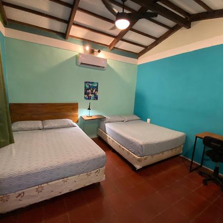 Lote 44 Guesthouse El Zonte Eksteriør bilde